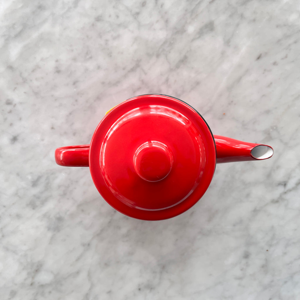Tetera enlozada roja para té medio litro