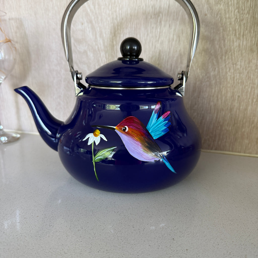 Tetera enlozada azul oscura  para agua