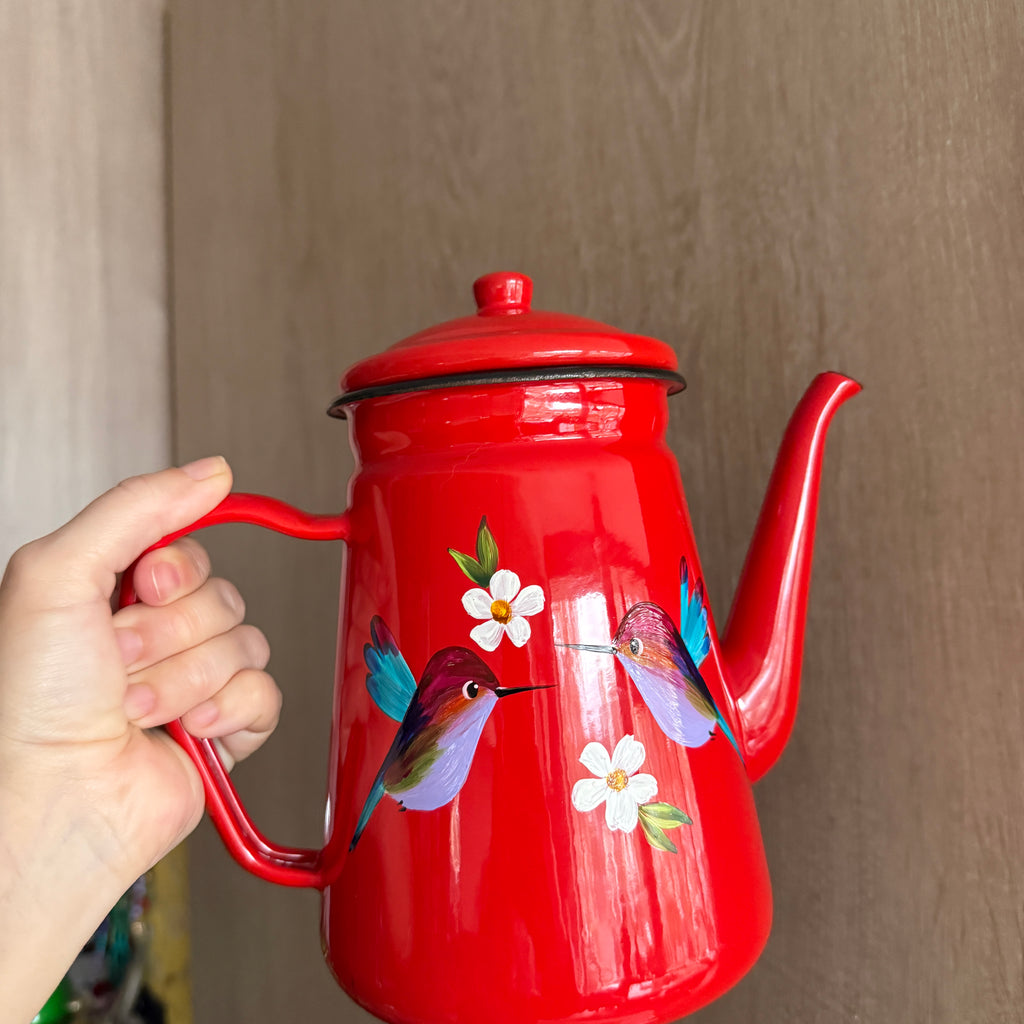 Tetera vintage roja colibri